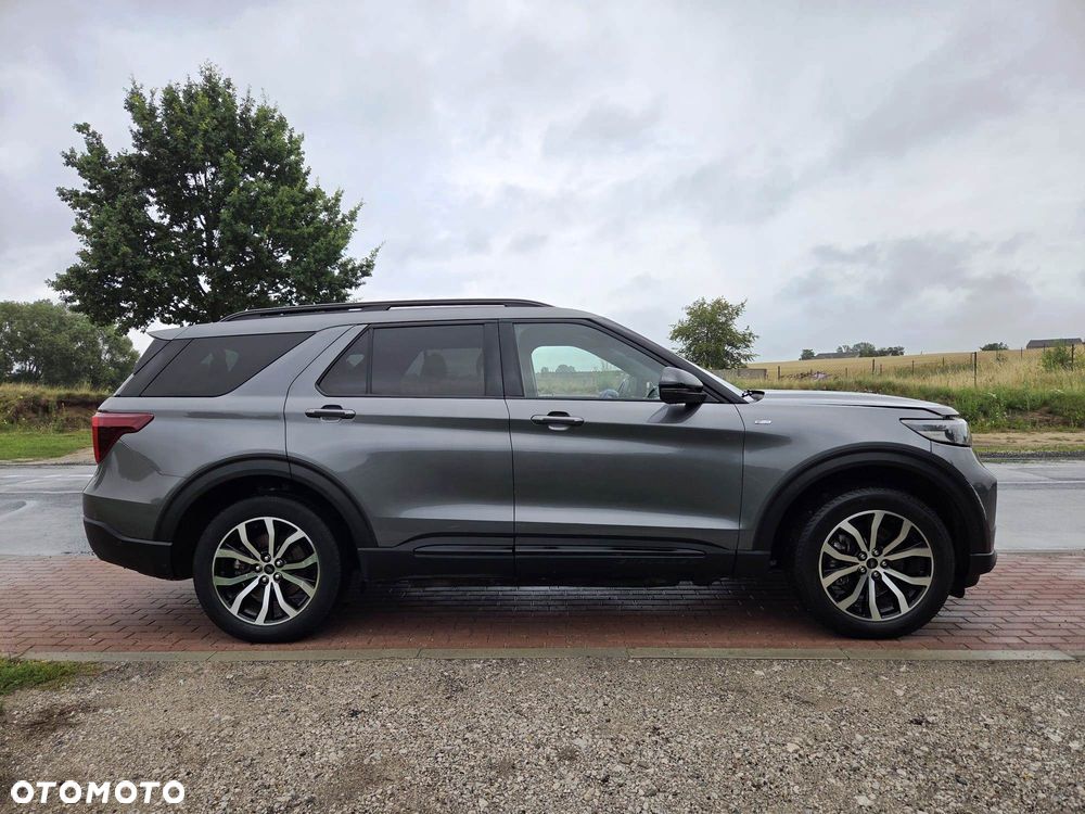 Ford Explorer 3.0 EcoBoost PHEV 4WD ST-Line - 5
