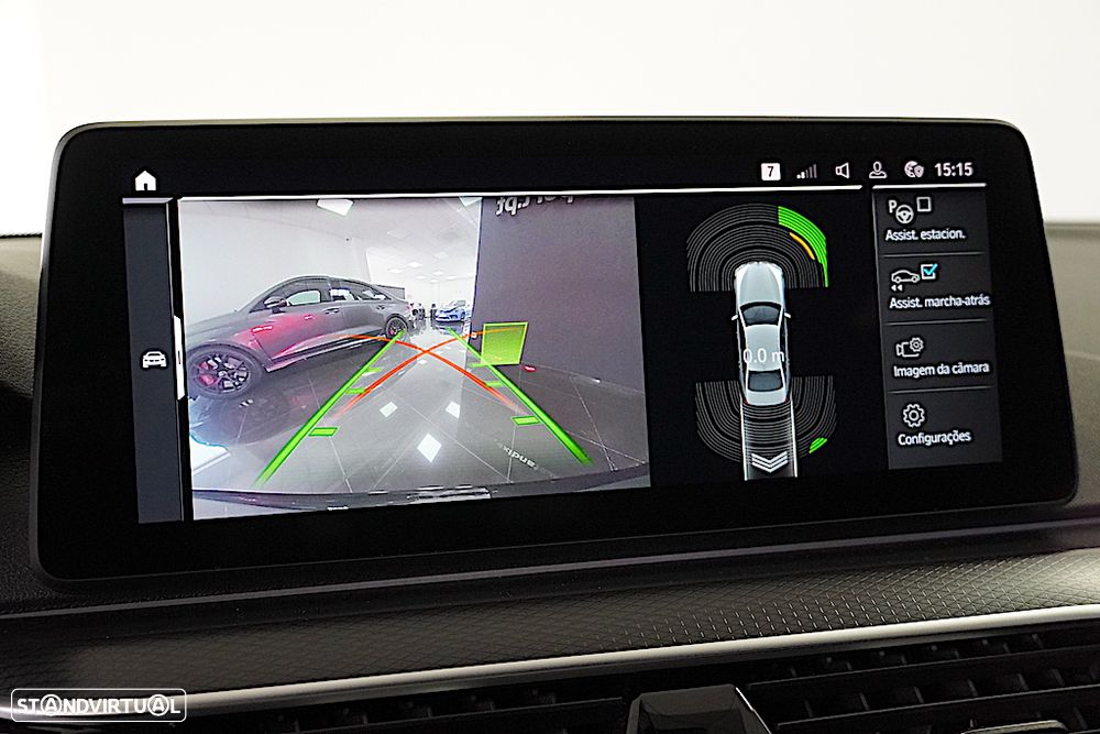 BMW 530 e Pack M - 25