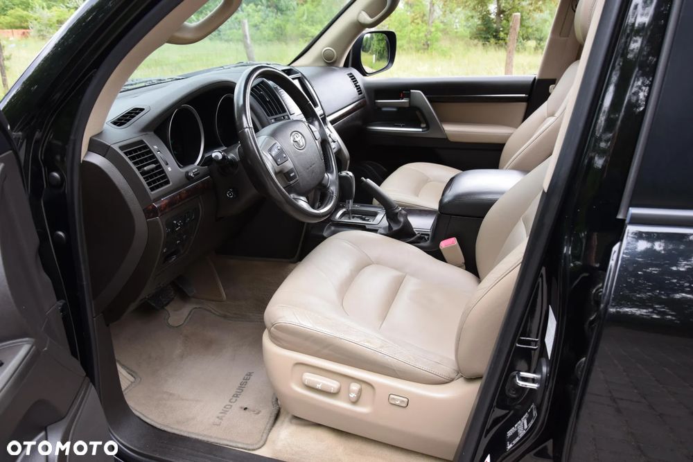 Toyota Land Cruiser LC 4.5 D-4D Sol - 16