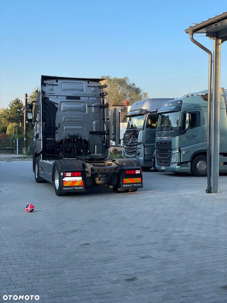Renault T520 - 3