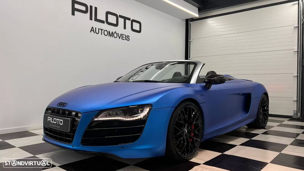 Audi R8 Spyder 5.2 FSi V10 quattro R-tronic - 1