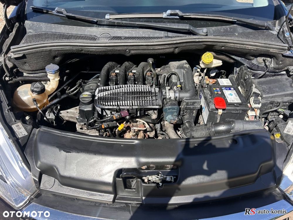 Peugeot 208 - 34