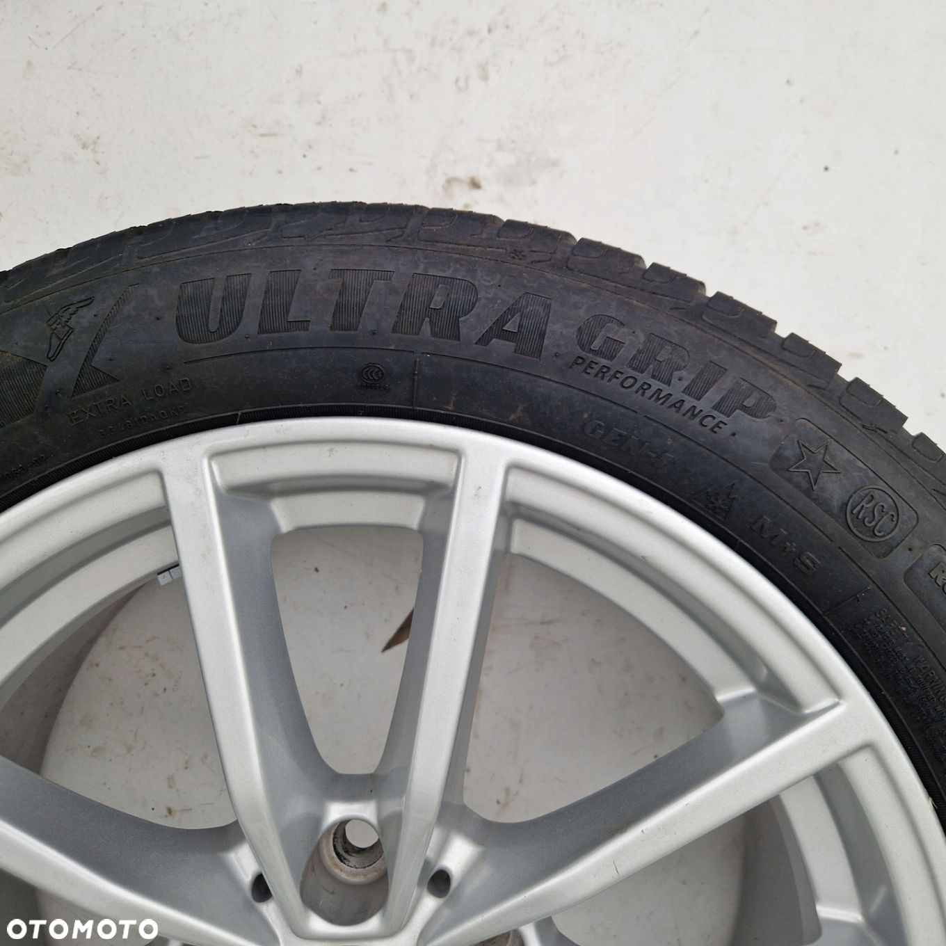 BMW G20 G21 G22 G23 5X112 225/50R17 ET30 - 14