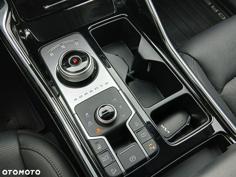 Kia Sorento - 28