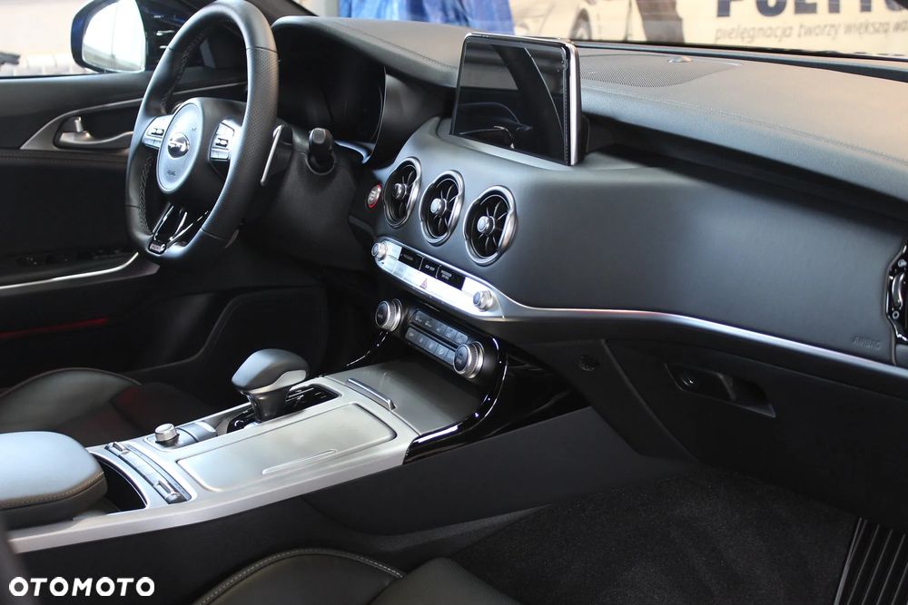 Kia Stinger 3.3 T-GDI V6 GT AWD - 6