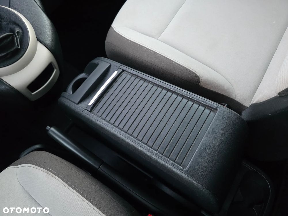 Citroën Berlingo Multispace HDi 115 FAP Exclusive - 25