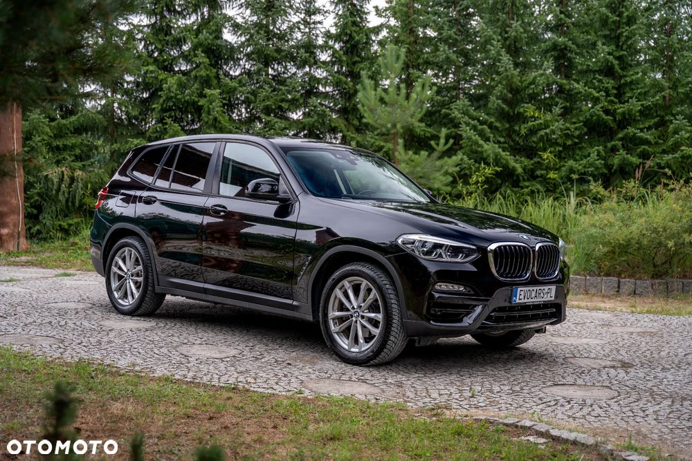 BMW X3 xDrive20d Advantage - 11