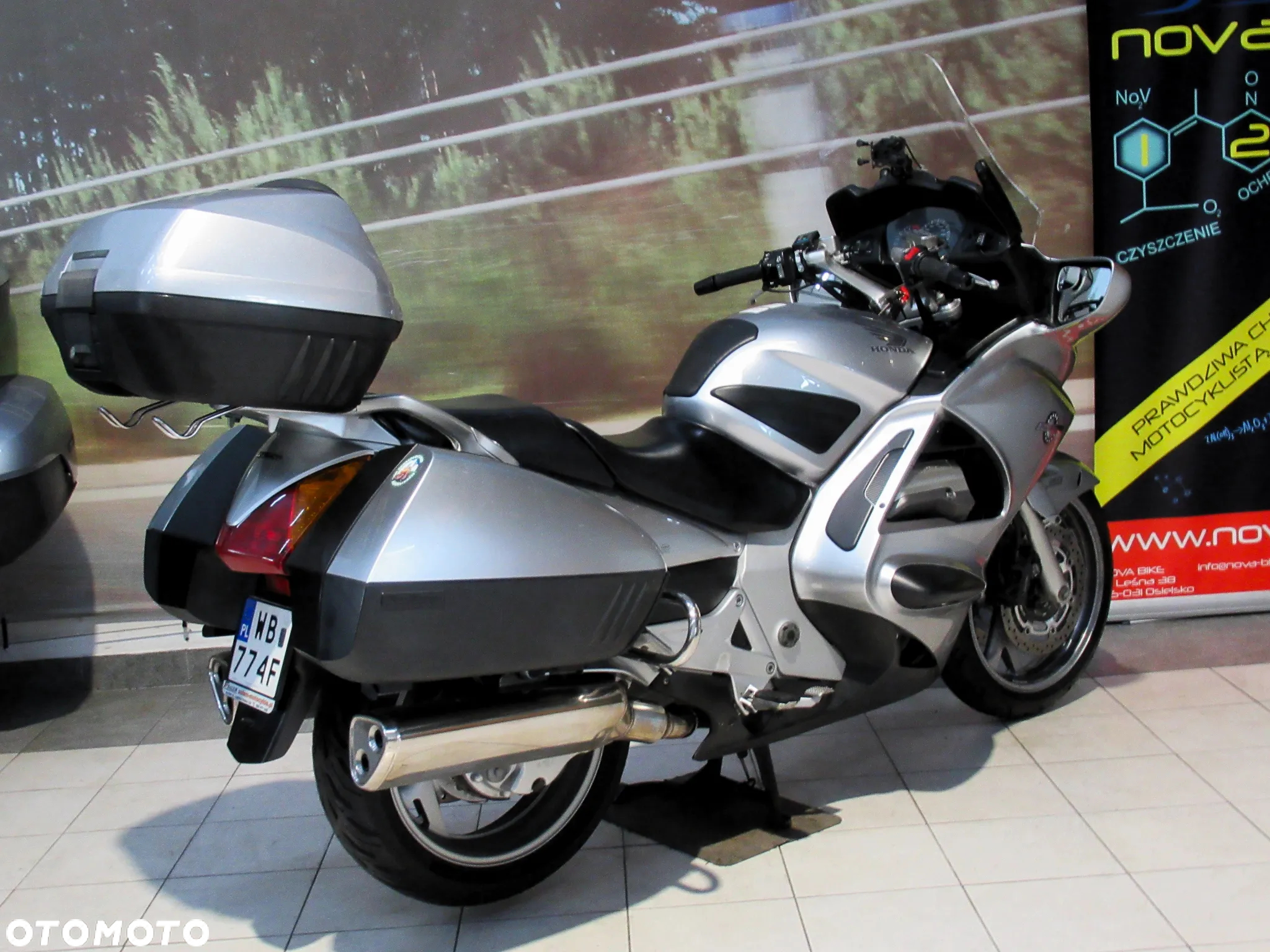 Honda ST - 6