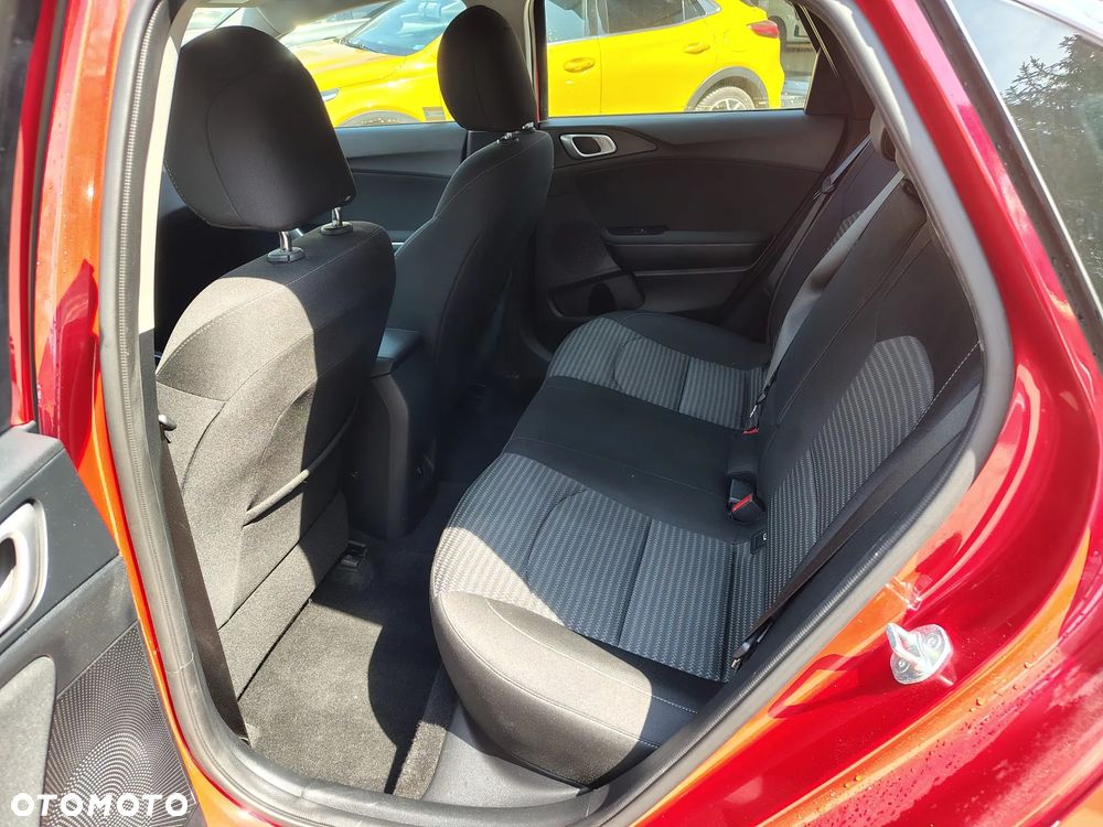 Kia Ceed 1.5 T-GDI M DCT - 9