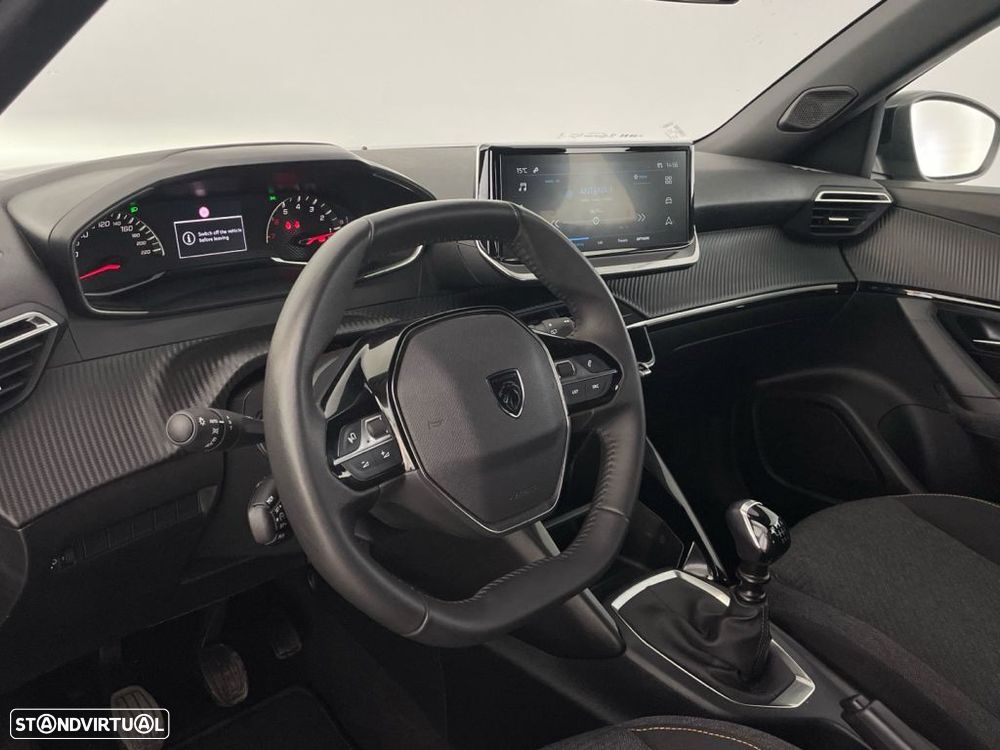 Peugeot 2008 1.2 PureTech Style - 16