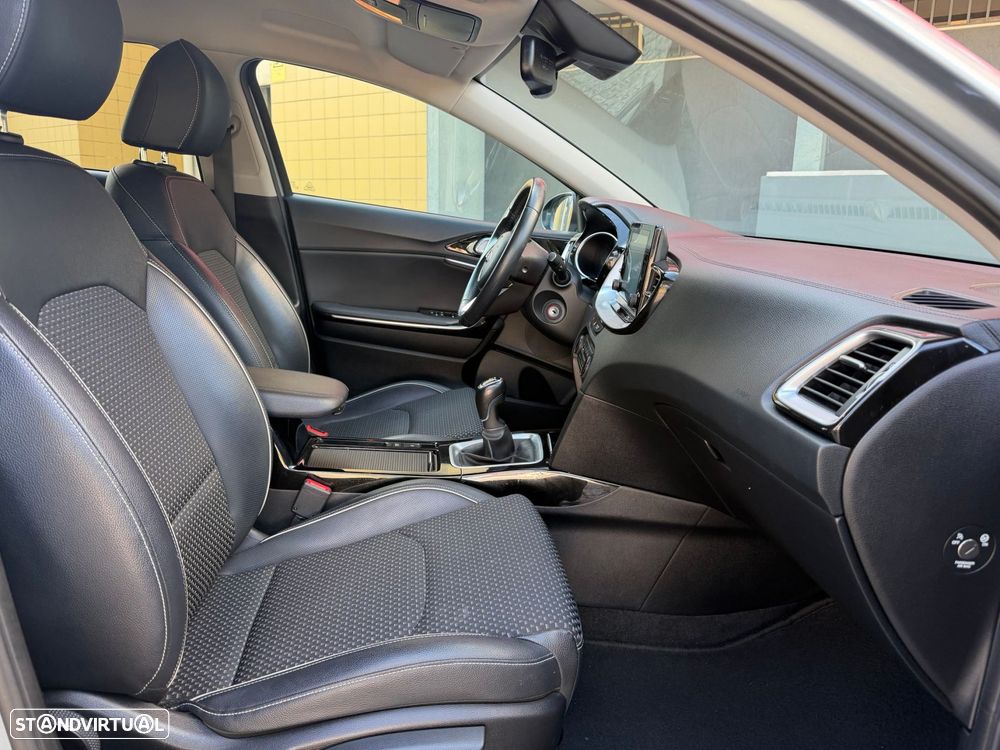 Kia Ceed SW 1.0 T-GDI Sport - 18