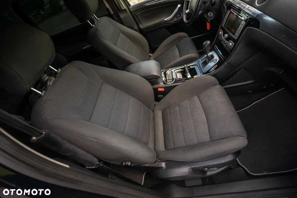 Ford S-Max 2.0 T Trend MPS6 - 17