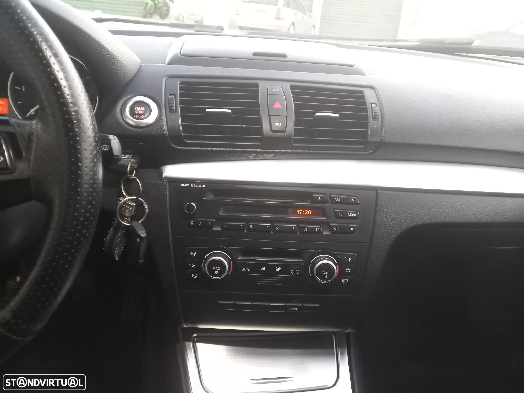 BMW 118 d Pack M - 11