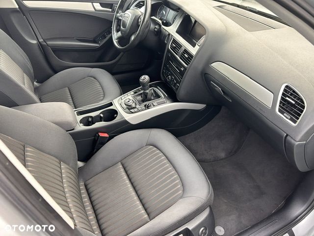 Audi A4 Avant 2011 photo 5