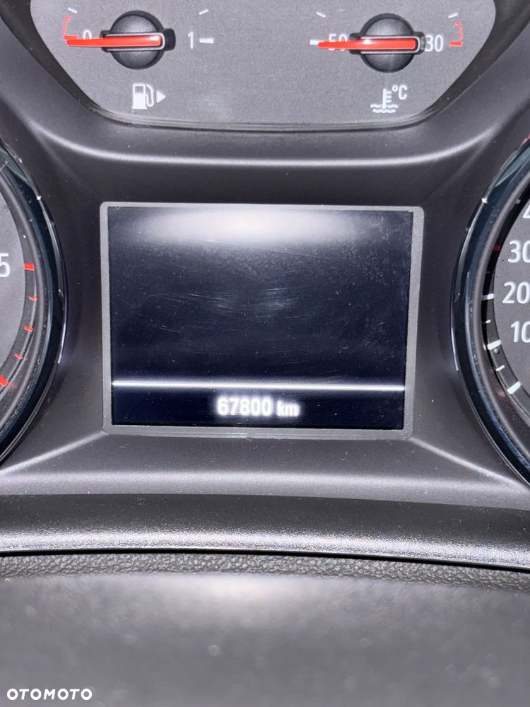 Opel Astra 1.6 CDTI Enjoy S&S - 9