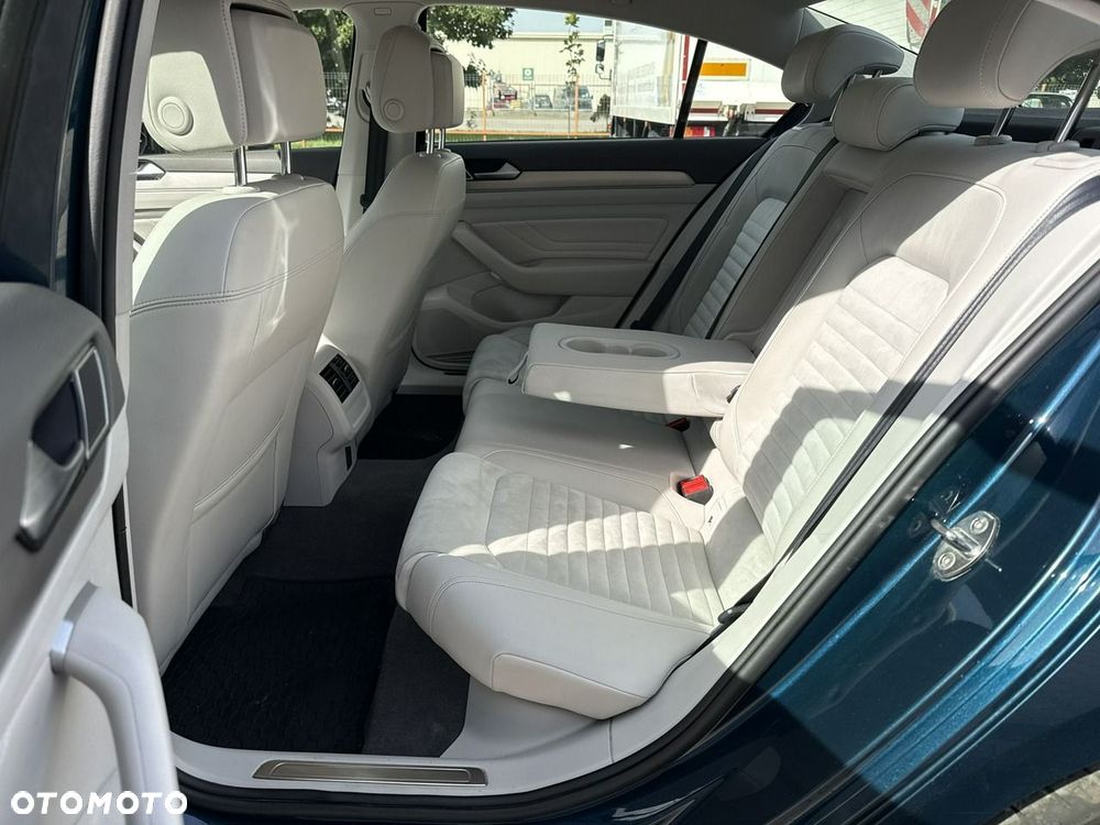 Volkswagen Passat 2.0 TSI Elegance DSG - 15