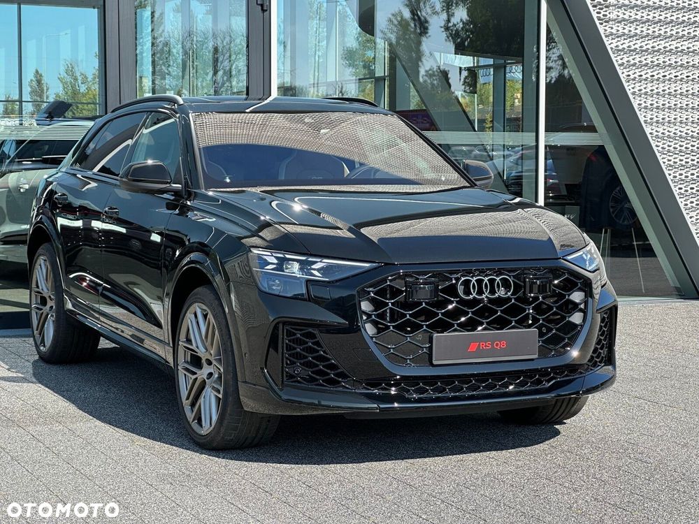 Audi RS Q8 - 3