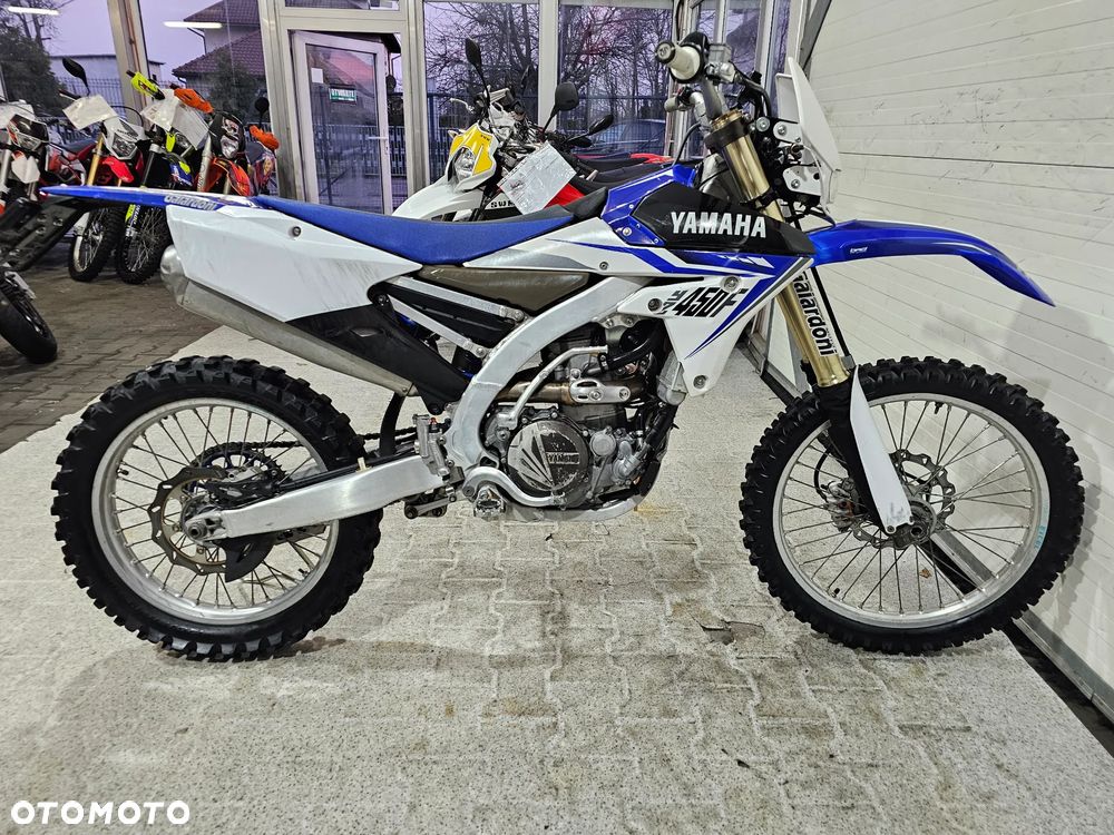Yamaha YZF - 21