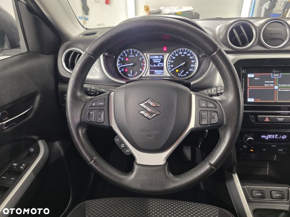 Suzuki Vitara 1.6 (4x4) Allgrip Comfort+ - 37