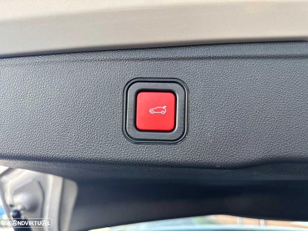 Jeep Avenger 1.2 GSE T3 Altitude - 23