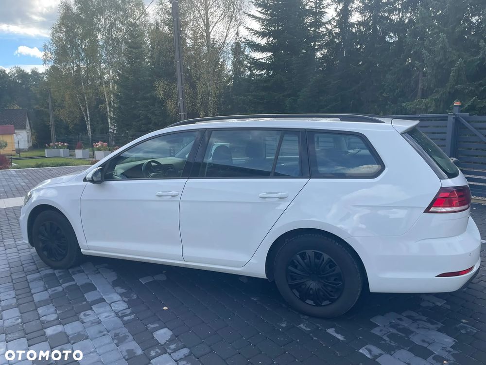 Volkswagen Golf - 8
