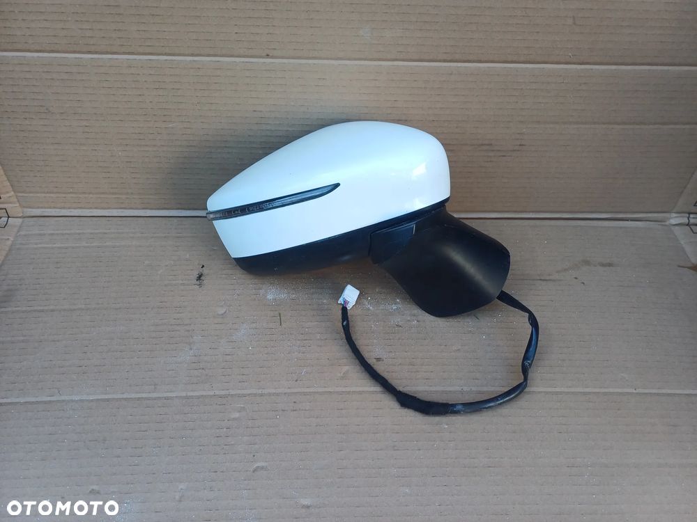 Nissan Note II E12 lusterko prawe 7pin 326G Europa 13- - 1