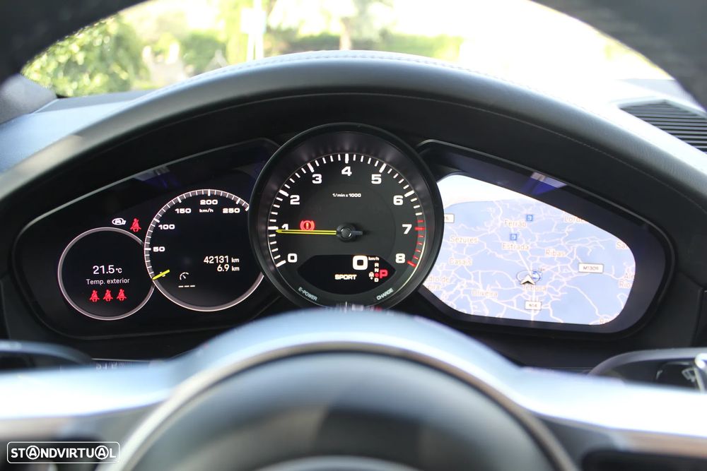 Porsche Cayenne Coupé E-Hybrid Platinum Edition - 15