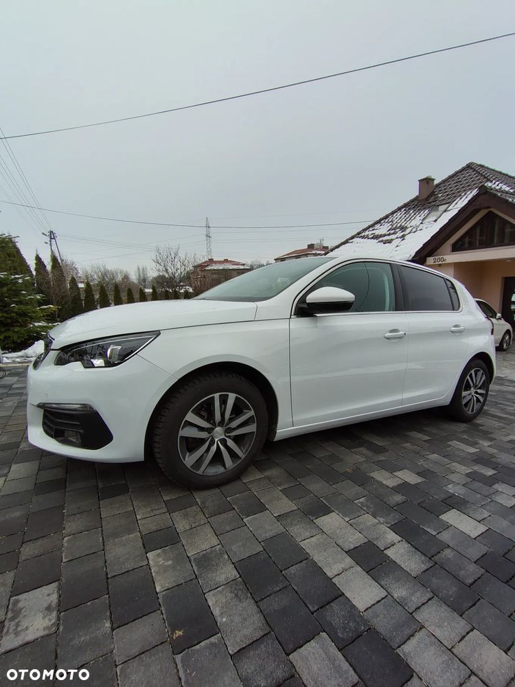 Peugeot 308 BlueHDi 130 EAT8 Stop & Start Allure Business-Paket - 3