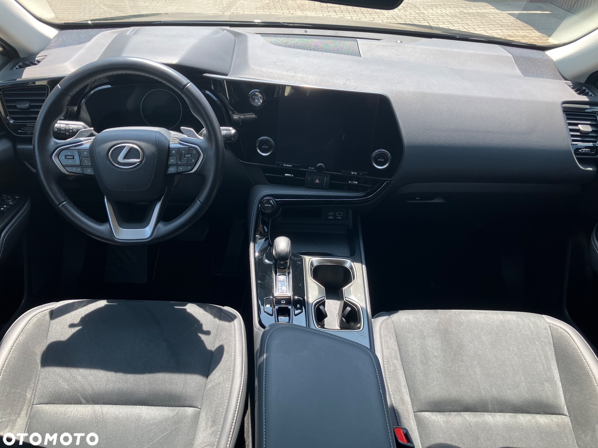 Lexus NX 350h Elegance 2WD - 21