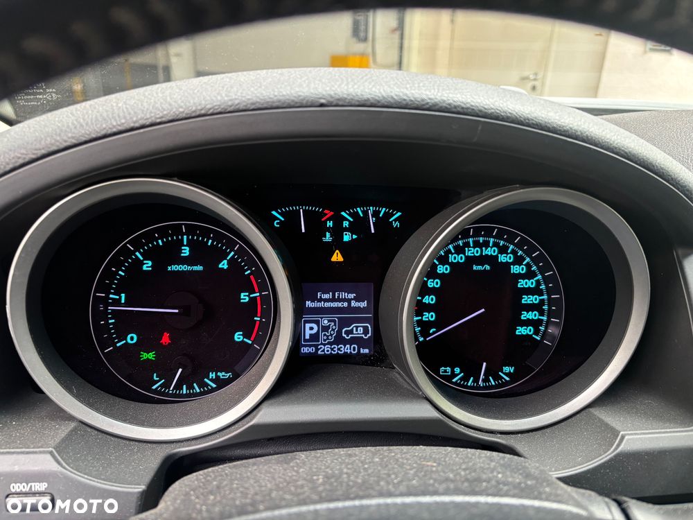 Toyota Land Cruiser LC 4.5 D-4D Prestige - 8