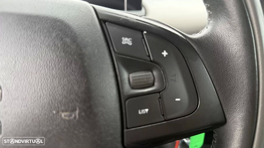 Citroën C4 Cactus 1.2 PureTech Feel — fotografia 18
