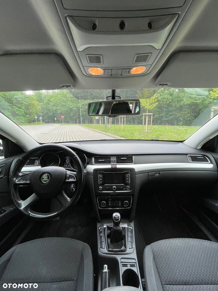 Skoda Superb 2.0 TDI Ambition - 18