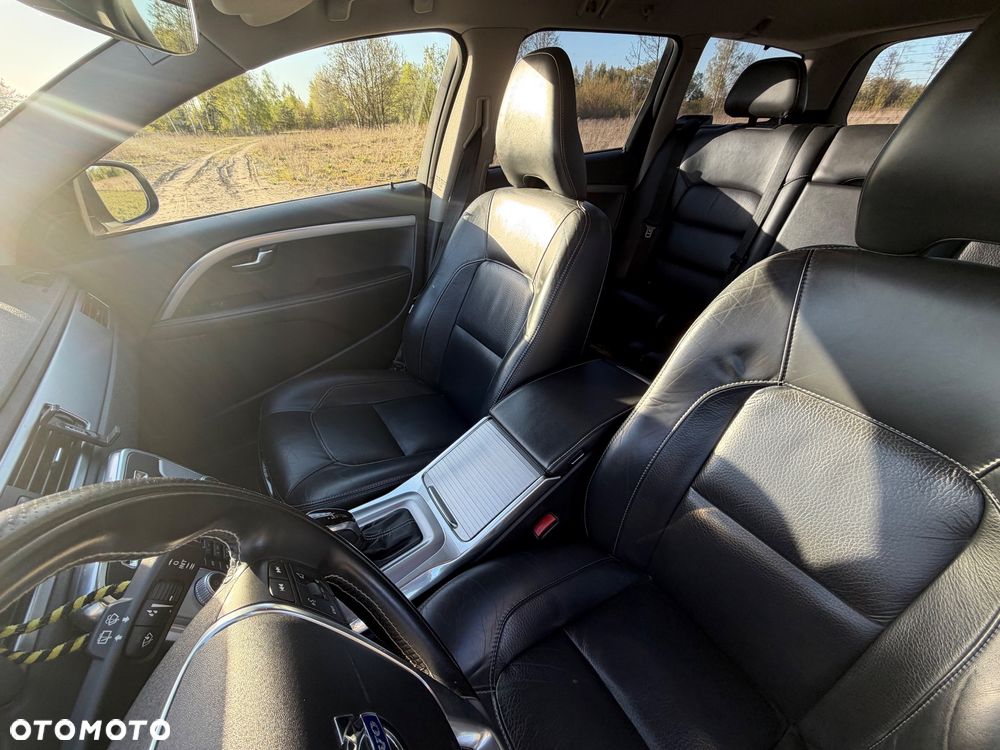Volvo V70 D4 Drive-E Momentum - 14