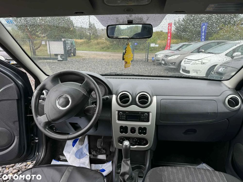 Dacia Logan MCV 1.6 Black Line - 12