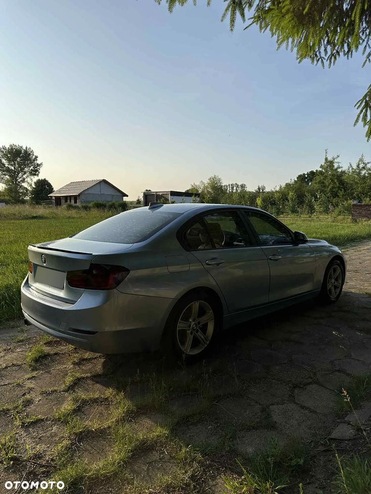 BMW Seria 3 - 4