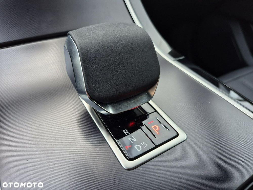 Land Rover Range Rover Velar - 29