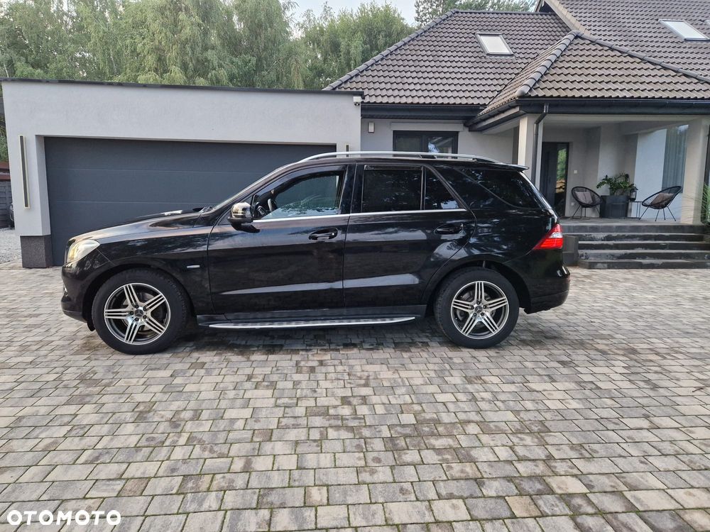 Mercedes-Benz ML - 4