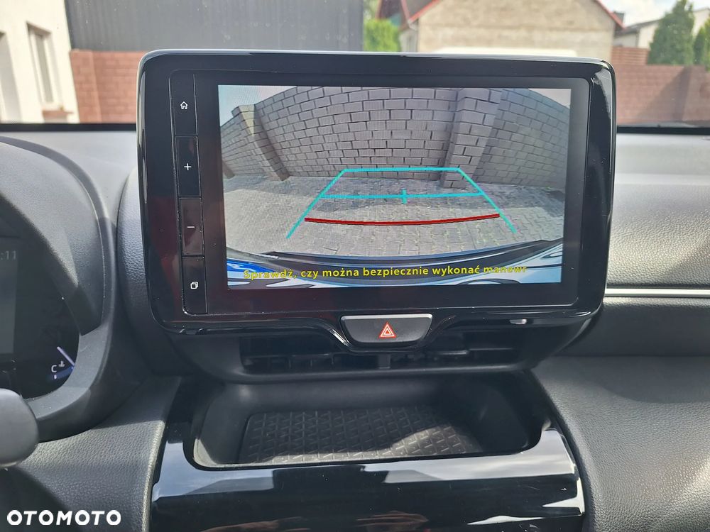 Toyota Yaris Cross - 18