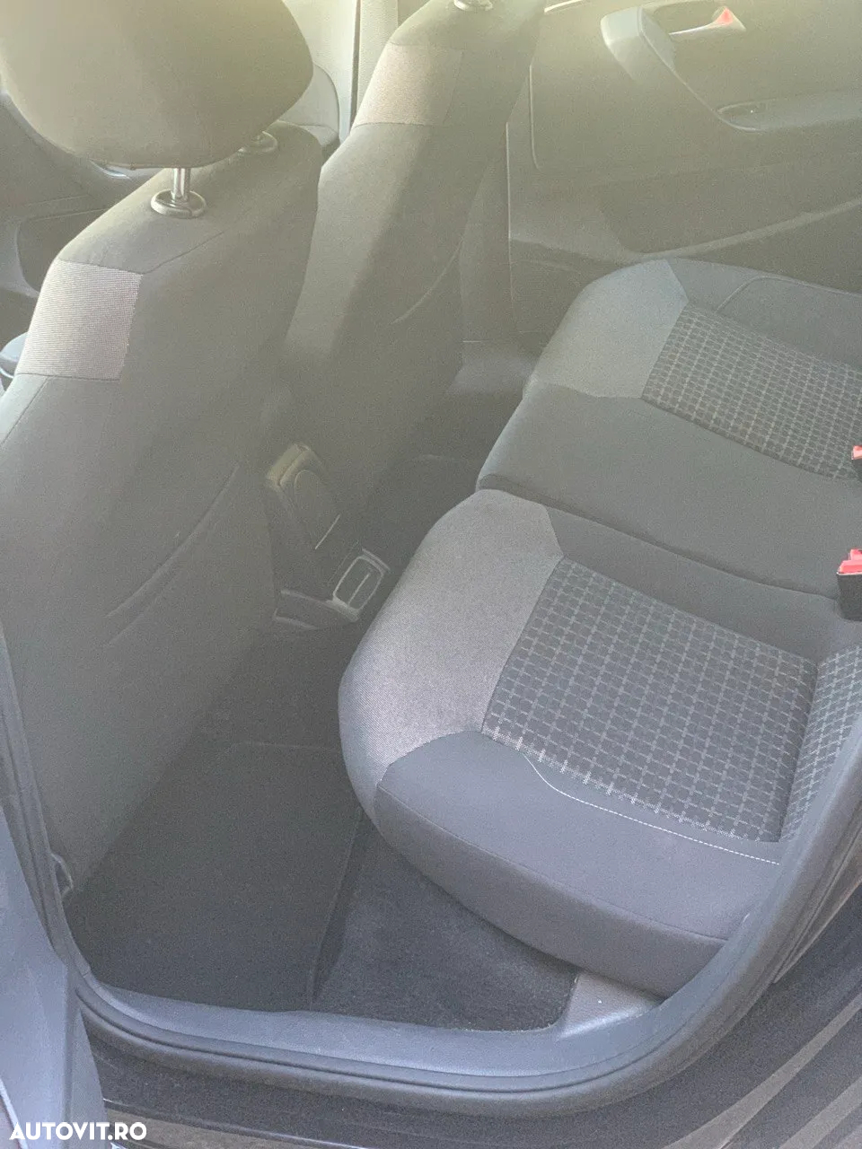 Volkswagen Polo 1.2 TSI Blue Motion Technology MATCH - 17