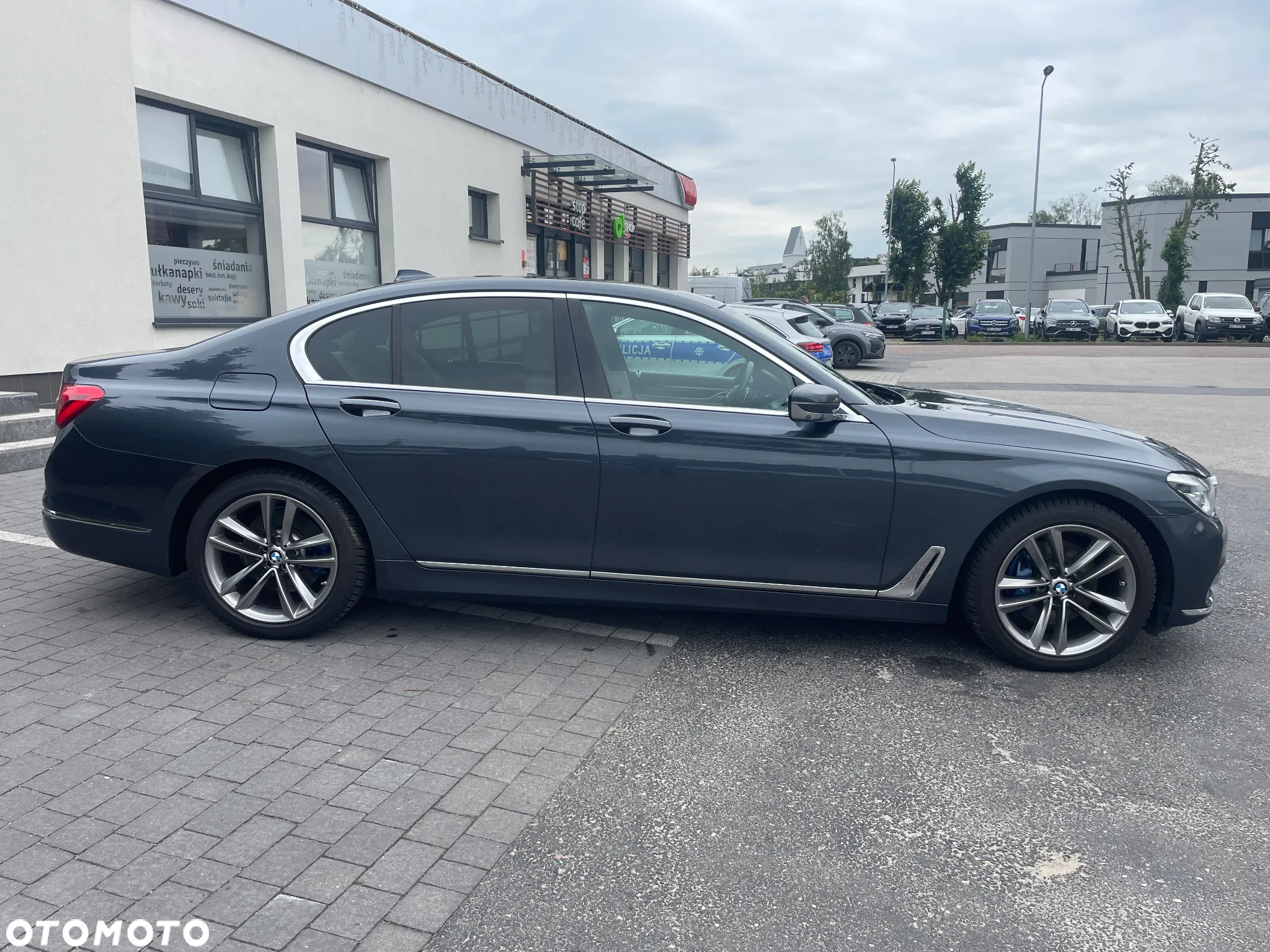 BMW Seria 7 740d xDrive - 6