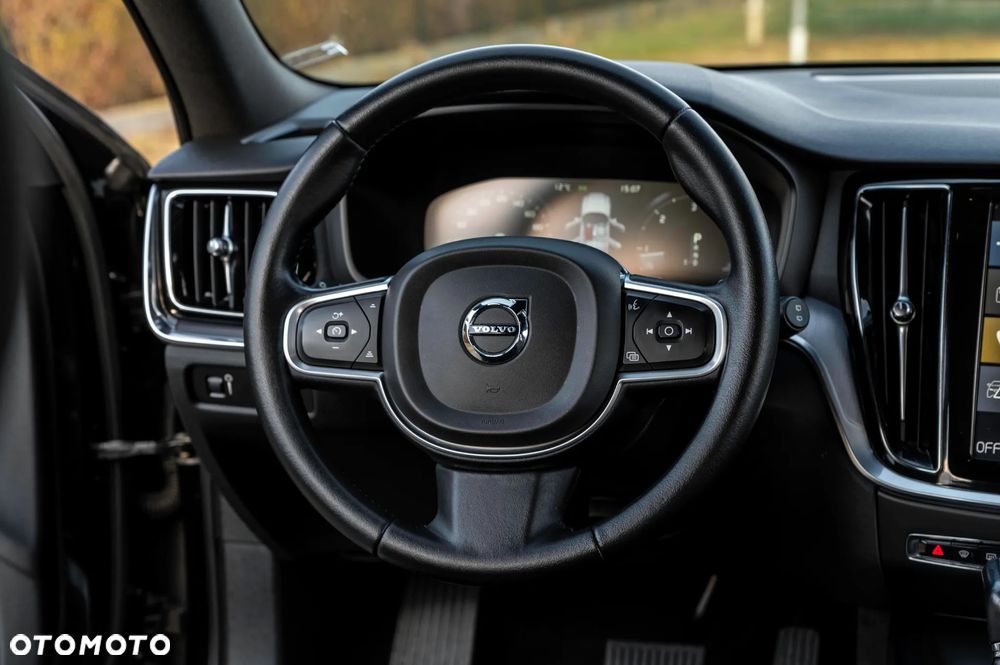 Volvo V60 D3 Geartronic Momentum - 22