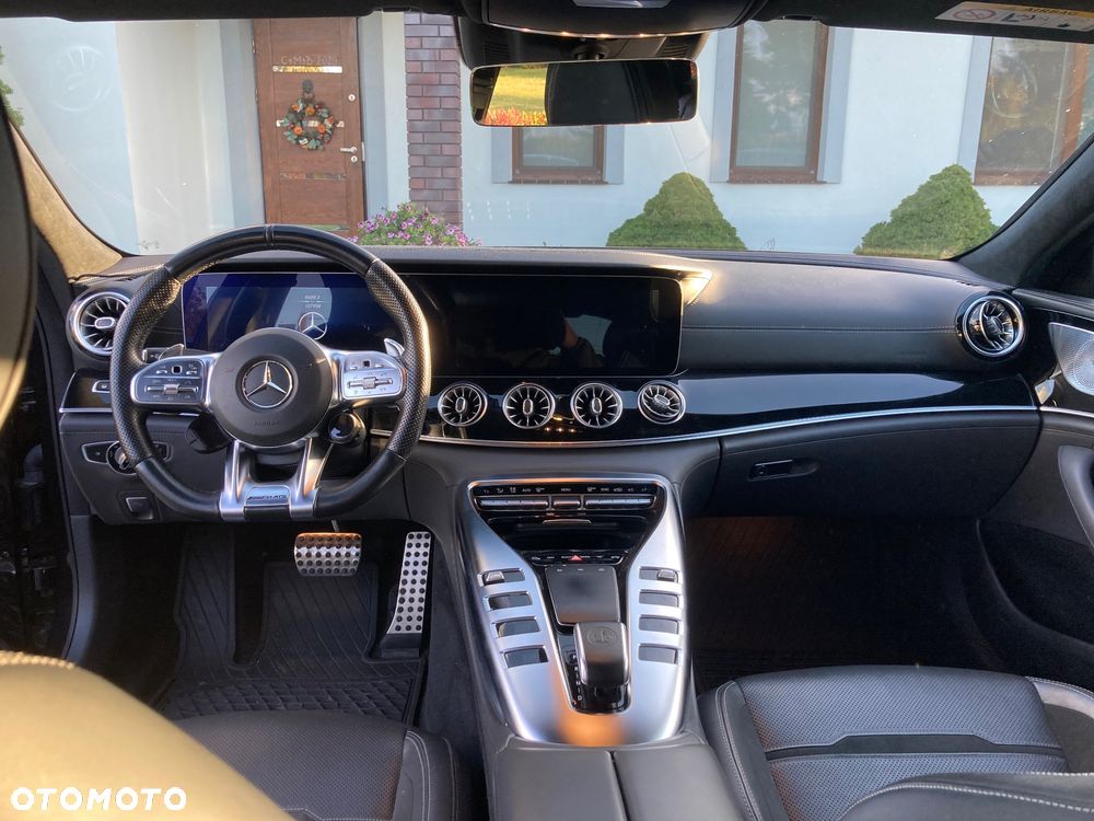 Mercedes-Benz AMG GT 43 4-Matic+ - 7
