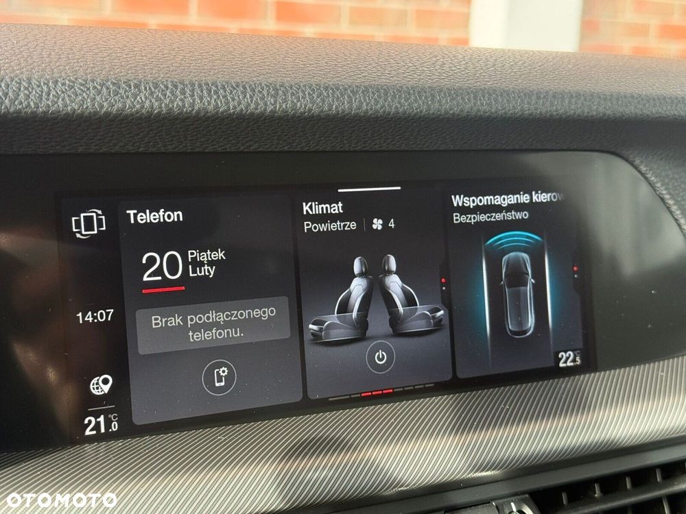 Alfa Romeo Stelvio - 24