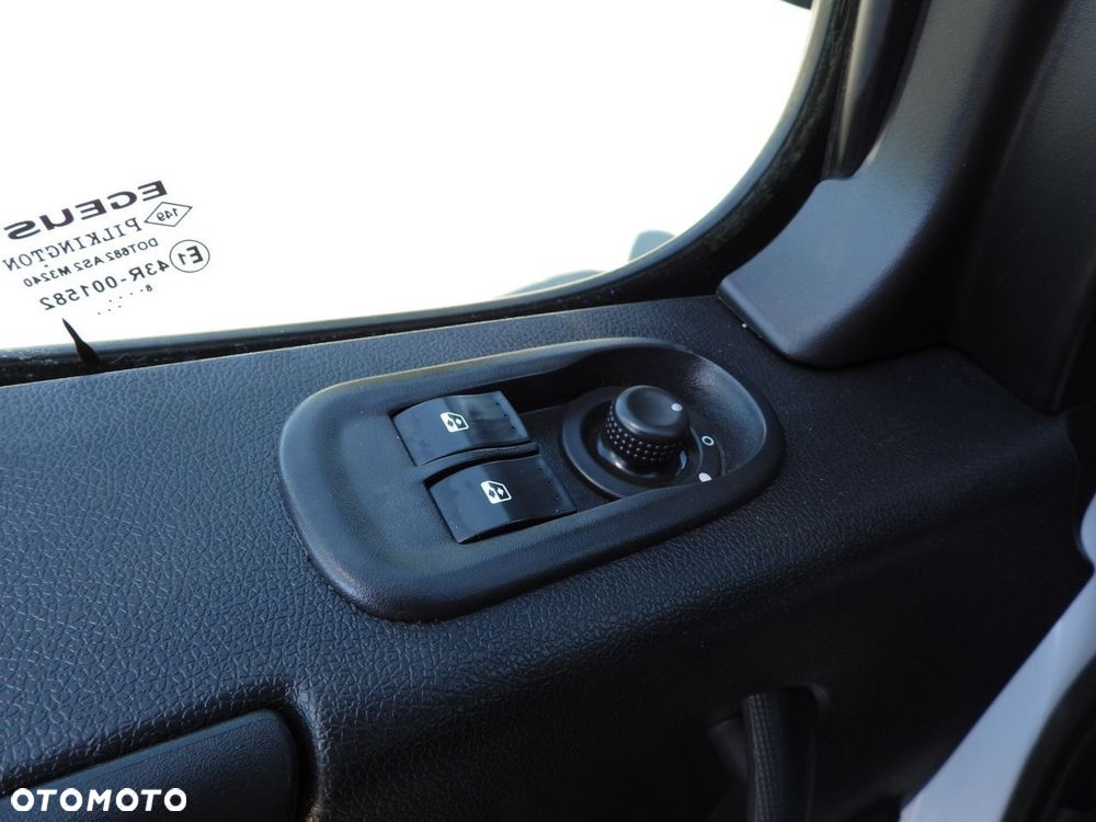 Renault MASTER PLANDEKA 8 PALET TEMPOMAT PNEUMATYKA KLIMATYZACJA  170KM - 26