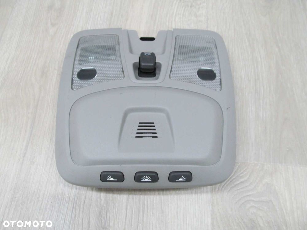 VOLVO XC90 LAMPKA OSWIETLENIA KABINY 30669622 9168160 02-07 - 1