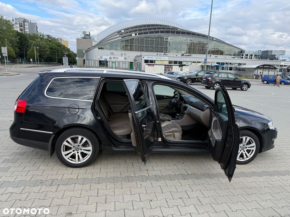 Volkswagen Passat 2.0 TDI Highline DSG - 9