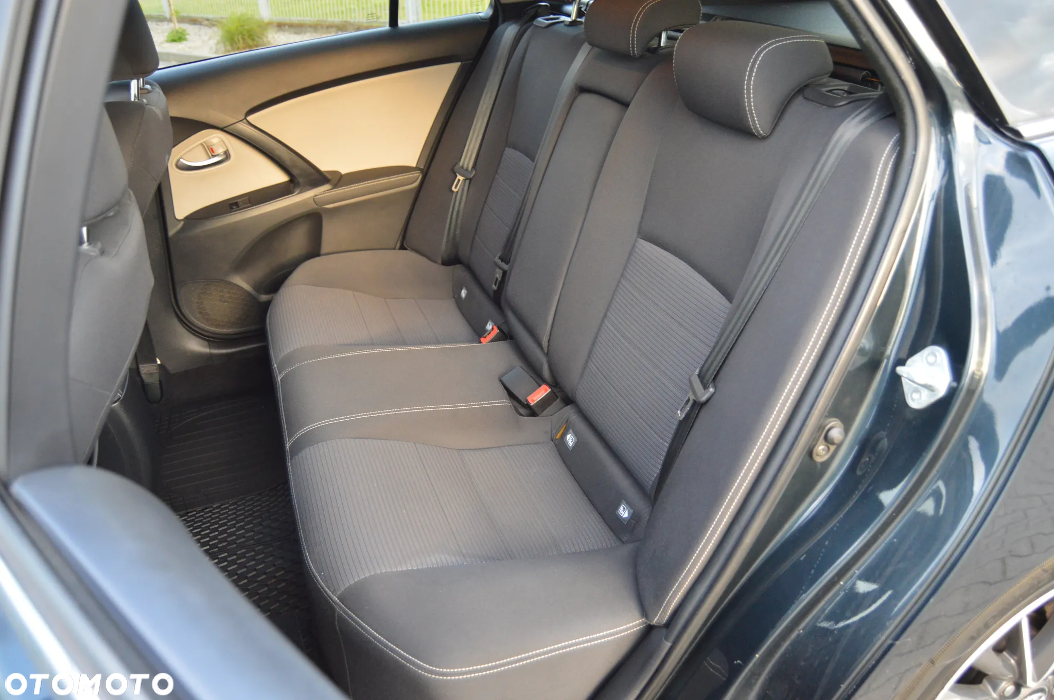 Toyota Avensis 2.0 D-4D Active Business - 31