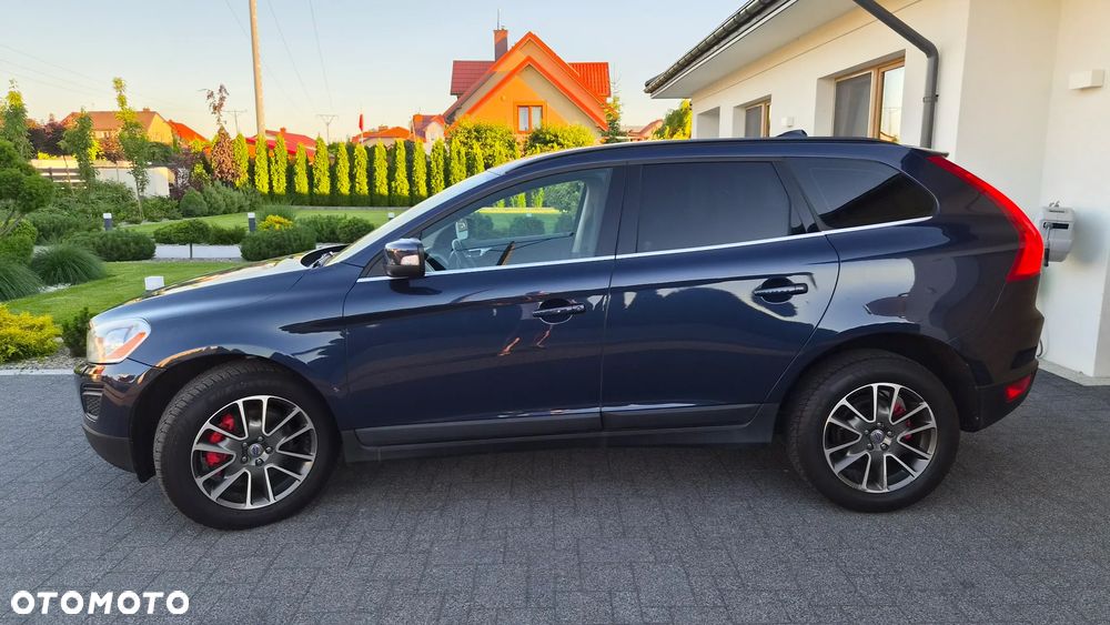 Volvo XC 60 D4 Geartronic Momentum - 1