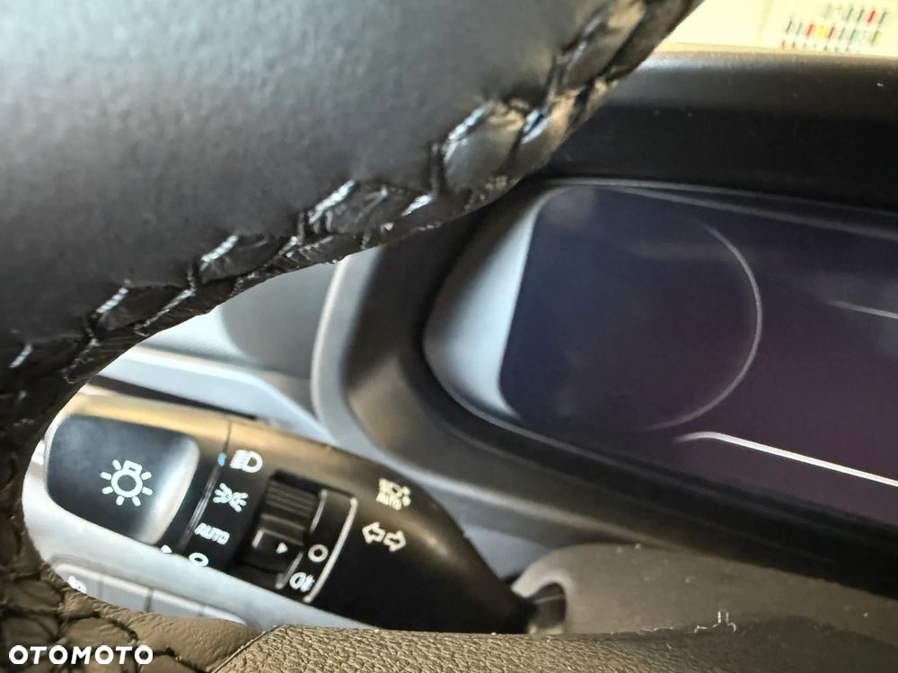 Hyundai Bayon 1.0 T-GDI Executive DCT - 12