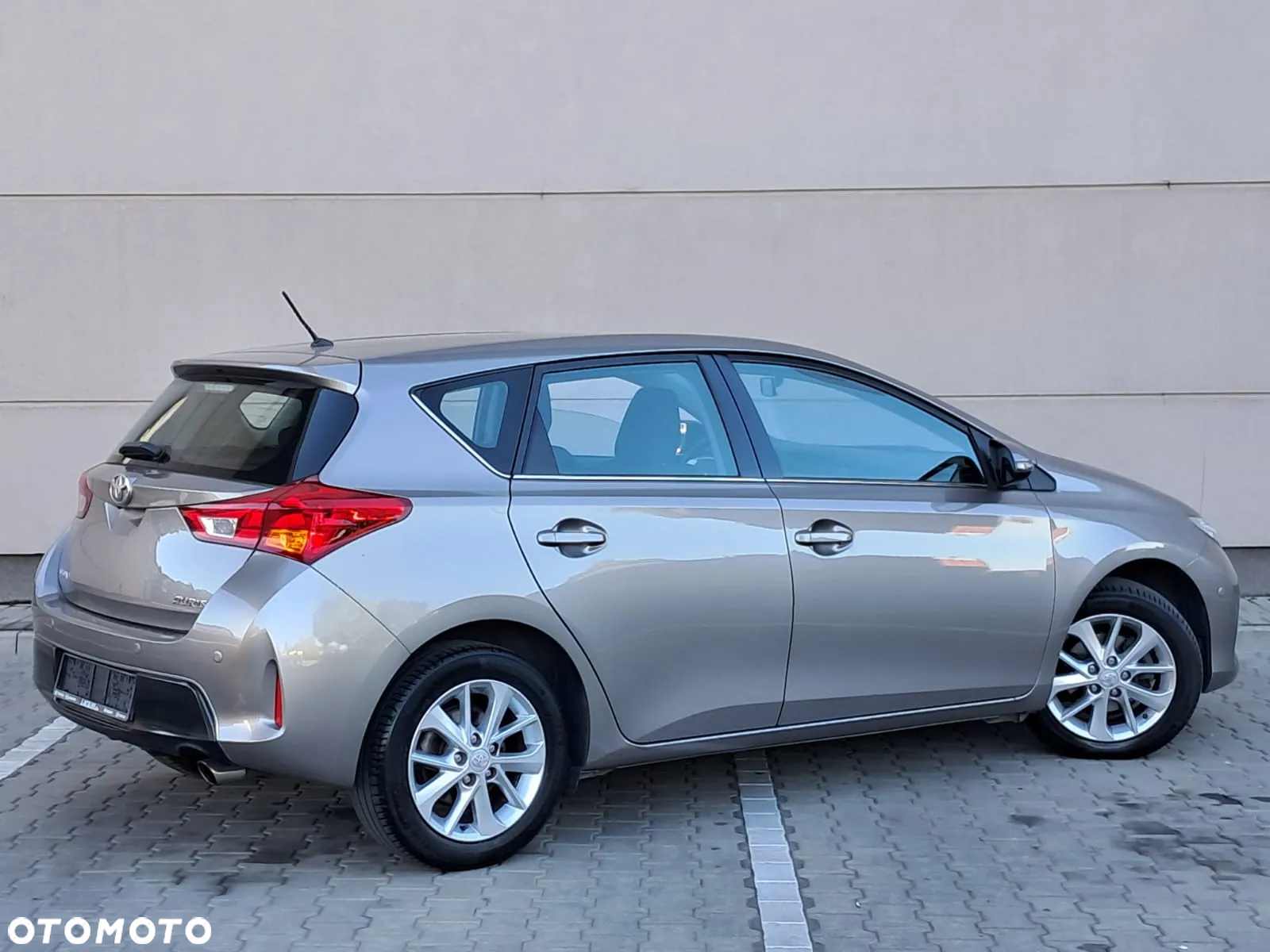 Toyota Auris 1.6 Valvematic START Edition - 9